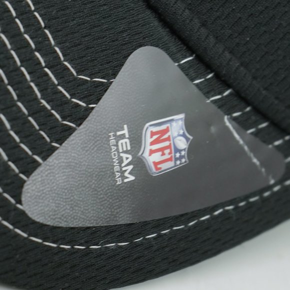 Tampa Bay Buccaneers New Era Super Bowl LV Champions Locker Room 9FORTY Snapback - Picture 2 of 11